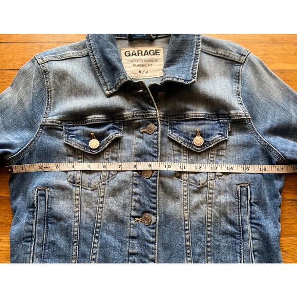 GARAGE Classic Fit Distressed Crop Denim Jacket sz M - Picture 8 of 11